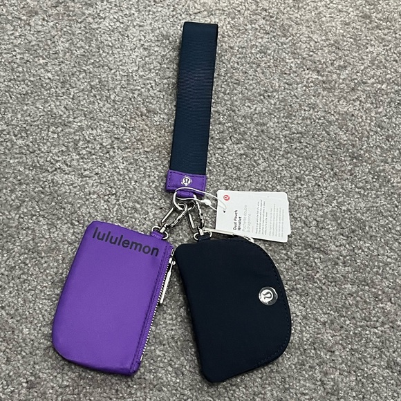 NWT Lululemon Dual Pouch Wristlet - Picture 1 of 3